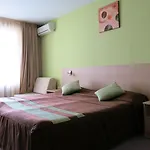 Хотел Family Albizia Варна