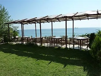 Хотел албиция бийч 3*